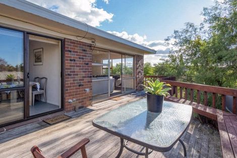 Photo of property in 40 Akoranga Drive, Northcote, Auckland, 0627