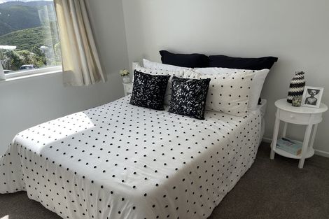 Photo of property in 7 Camrose Grove, Kingston, Wellington, 6021