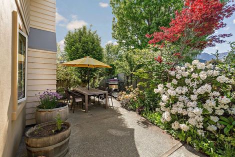 Photo of property in 62 Adamson Drive, Arrowtown, 9302