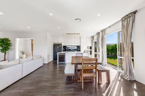 Photo of property in 57 Pohutukawa Parade, Riverhead, 0820