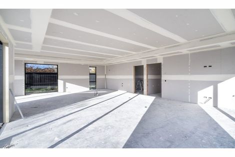 Photo of property in 8 Barker Place, Waikiwi, Invercargill, 9810