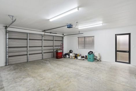 Photo of property in 41 King Charles Drive, Kingsley Heights, Upper Hutt, 5018