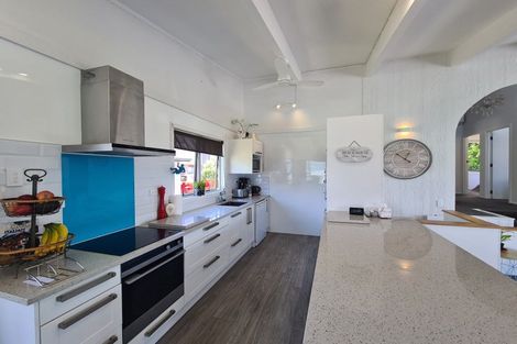 Photo of property in 1999 Wyuna Bay Road, Wyuna Bay, Coromandel, 3581