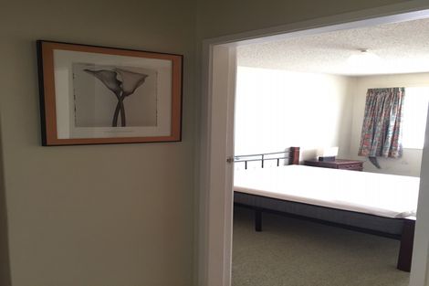 Photo of property in 69b Clare Street, Cambridge, 3434