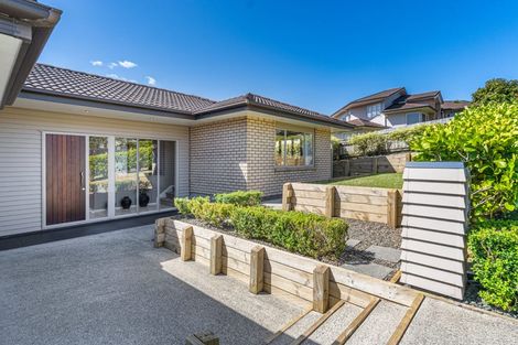 Photo of property in 117a Glendhu Road, Bayview, Auckland, 0629