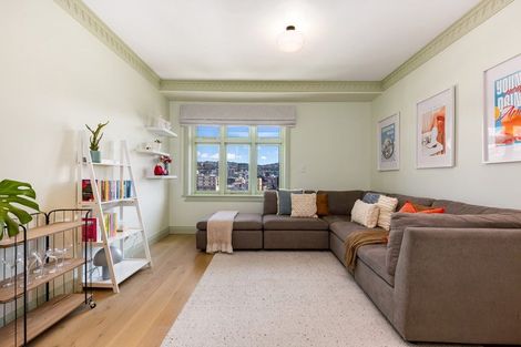 Photo of property in Hamilton Flats, 9a Hawker Street, Mount Victoria, Wellington, 6011