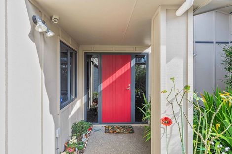 Photo of property in 148 Field Way, Waikanae Beach, Waikanae, 5036