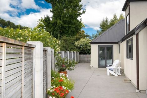 Photo of property in 64 Greenwood Road, Havelock North, 4130