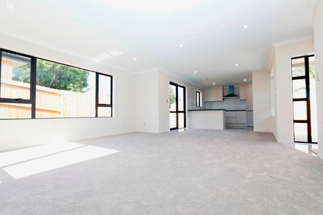 Photo of property in 9a Rimu Street, New Lynn, Auckland, 0600