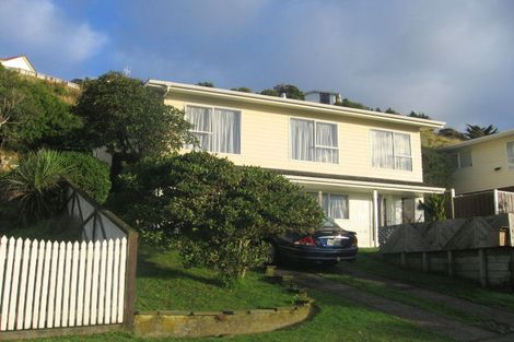 Photo of property in 76 Fyvie Avenue, Tawa, Wellington, 5028