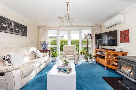 Photo of property in 12 Parsonage Road, Waimate, 7924