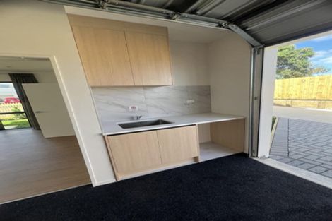 Photo of property in 166a Ransom Smyth Drive, Goodwood Heights, Auckland, 2105