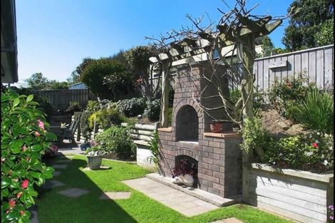 Photo of property in 14 Tombane Terrace, Papakowhai, Porirua, 5024