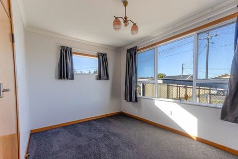 Photo of property in 5 Ngahina Street, Marton, 4710