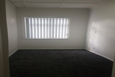 Photo of property in 34 Sutherland Road, Point Chevalier, Auckland, 1025