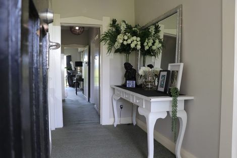 Photo of property in 7 School Road, Riverhead, 0820