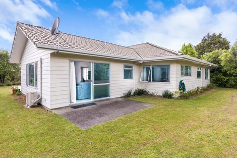 Photo of property in 2/24 Robinson Terrace, Rangatira Park, Taupo, 3330