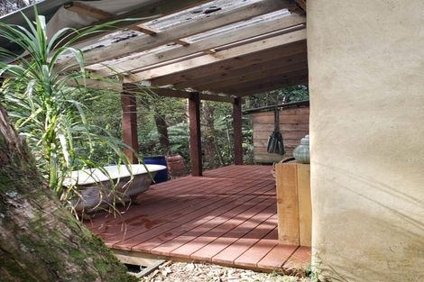 Photo of property in 197 Parker Road, Oratia, Auckland, 0604