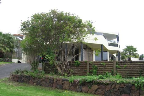 Photo of property in 1 Endymion Place, Half Moon Bay, Auckland, 2012