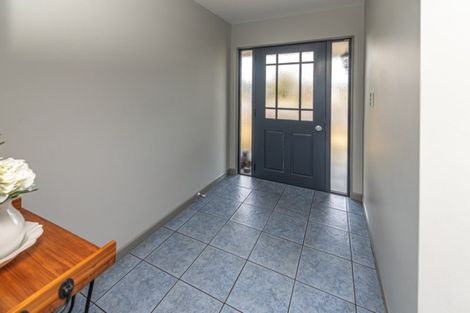 Photo of property in 43 Kakaho Drive, Tawhero, Whanganui, 4501