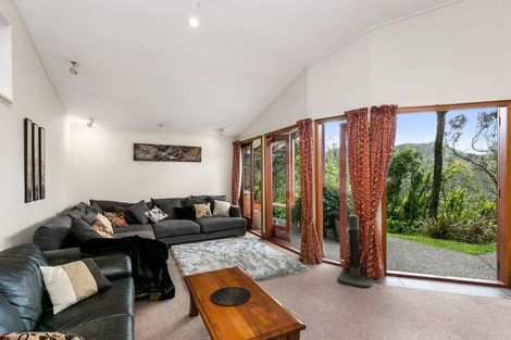 Photo of property in 64 Nalanda Crescent, Broadmeadows, Wellington, 6035