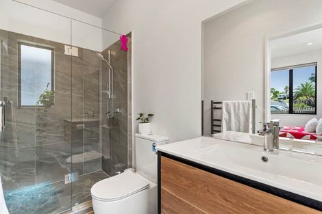 Photo of property in 148a Moire Road, West Harbour, Auckland, 0618