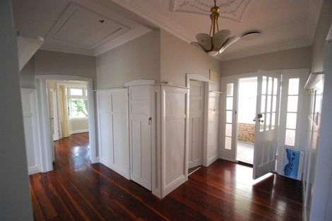 Photo of property in 28 Barnard Street, Wadestown, Wellington, 6012