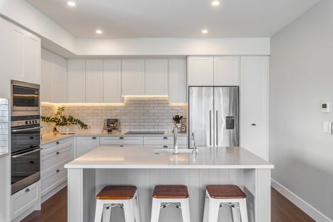 Photo of property in 7 Lamont Place, Waikanae, 5036