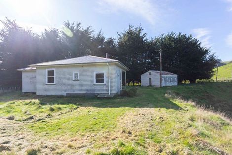 Photo of property in 496 Pukeatua Road, Dannevirke, 4975