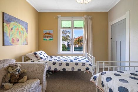 Photo of property in 11 Bear Street, Waverley, 4510