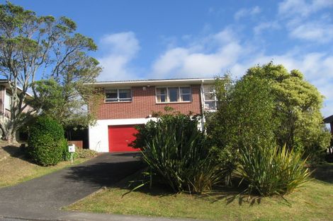 Photo of property in 8 Hume Drive, Hillcrest, Auckland, 0627