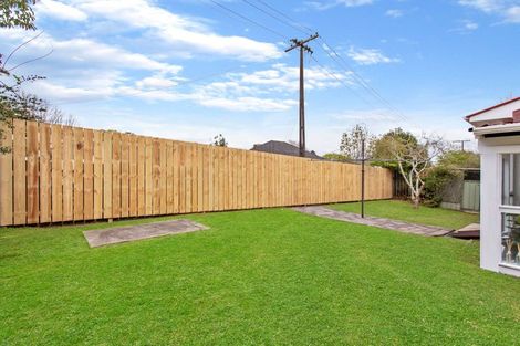 Photo of property in 3/142a Great South Road, Manurewa, Auckland, 2102