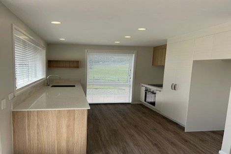 Photo of property in 47a Western Avenue, Omokoroa, 3114