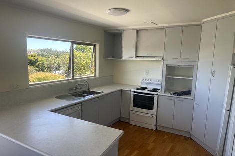Photo of property in 63 Chelsea View Drive, Chatswood, Auckland, 0626