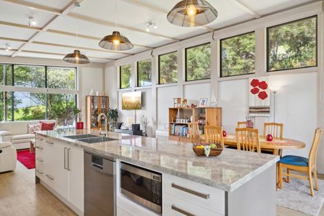 Photo of property in 71a Milton Terrace, Picton, 7220