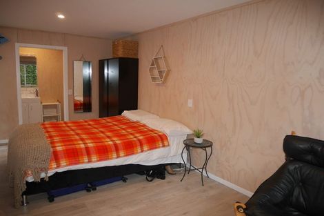 Photo of property in 179 Raumati Road, Raumati Beach, Paraparaumu, 5032