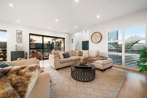 Photo of property in 20 Arthur Street, Riverhead, 0820