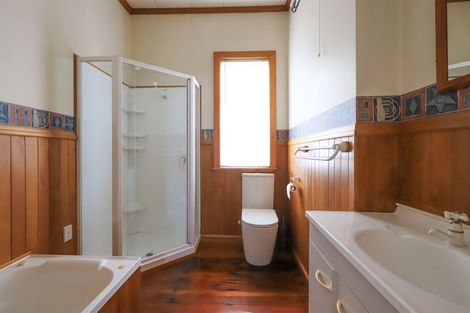 Photo of property in 604 Avenue Road West, Saint Leonards, Hastings, 4120