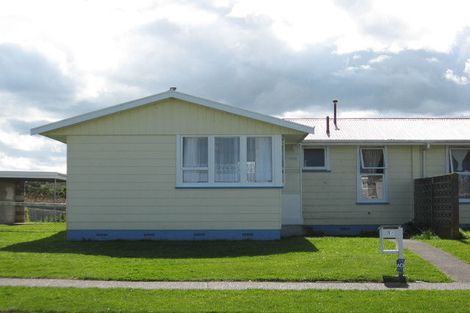 Photo of property in 57 Titoki Street, Castlecliff, Whanganui, 4501