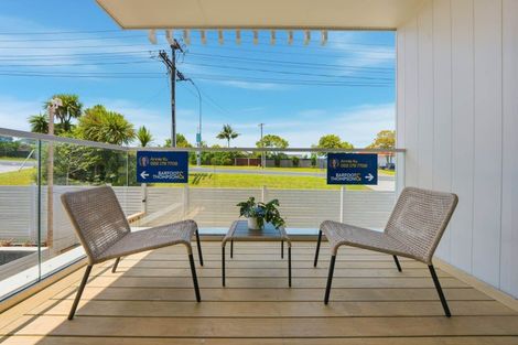 Photo of property in 1/186 Forrest Hill Road, Forrest Hill, Auckland, 0620