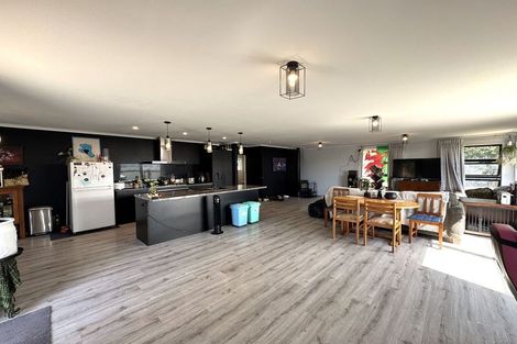 Photo of property in 24 Saint Catherine Street, Kaitangata, 9210