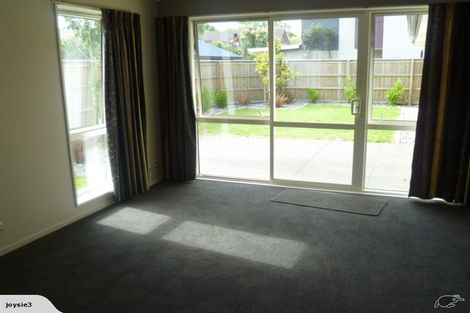 Photo of property in 9 Field Terrace, Upper Riccarton, Christchurch, 8041
