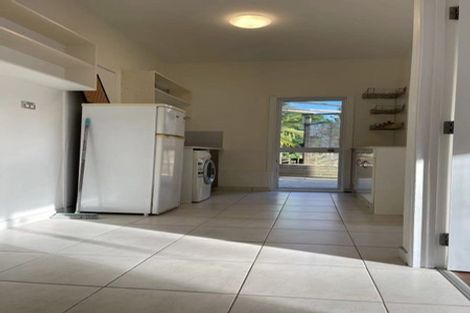 Photo of property in 31 Sequoia Place, Sunnynook, Auckland, 0620