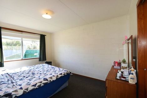 Photo of property in 2/1012 Plunket Street, Saint Leonards, Hastings, 4120