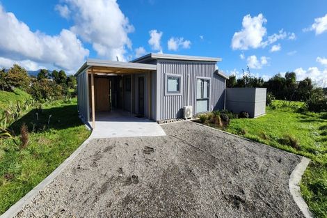 Photo of property in Waireka Road, Omata, New Plymouth, 4374