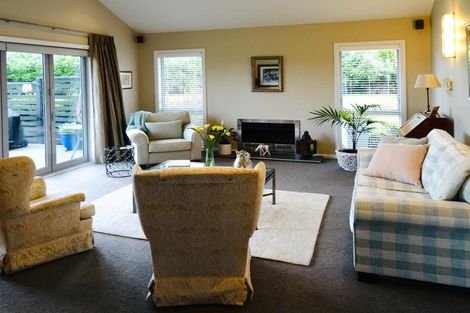 Photo of property in 27 Ohau Terraces, Ohau, Levin, 5570