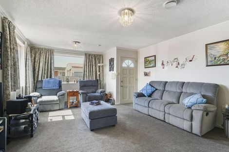 Photo of property in 4/217 Oxford Street, South Dunedin, Dunedin, 9012