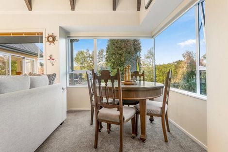 Photo of property in 68 Kinloch Road, Kinloch, Taupo, 3377