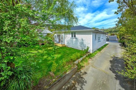 Photo of property in 44 Centaurus Road, Cashmere, Christchurch, 8022