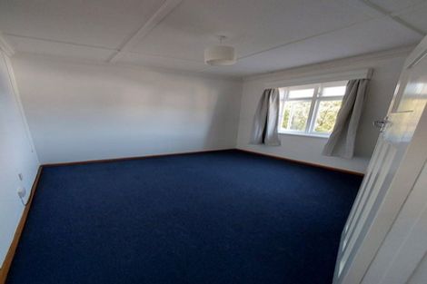 Photo of property in 70 Melbourne Road, Island Bay, Wellington, 6023